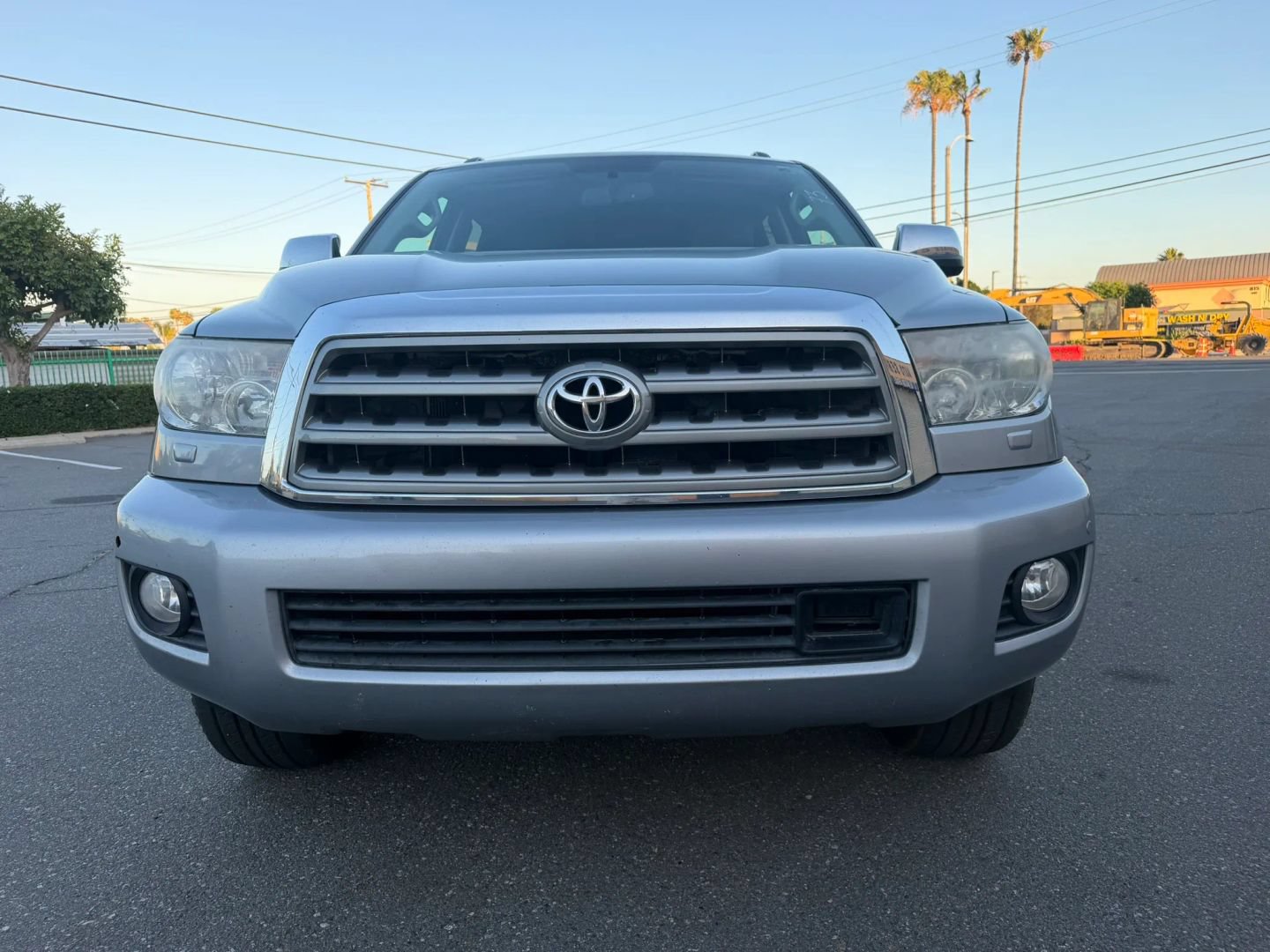 Used 2016 Toyota Sequoia Platinum AWD/4WD image 2