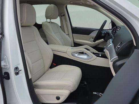 New 2026 Mercedes-Benz GLE 450 4MATIC image 17