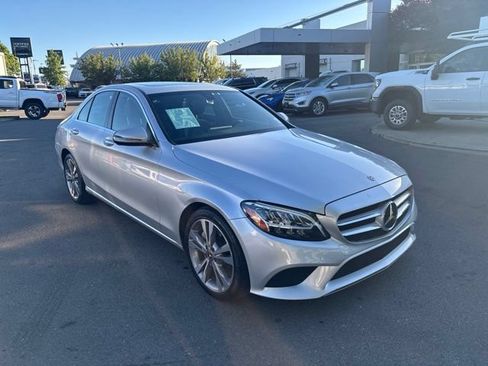 Used 2020 Mercedes-Benz C 300 Sedan image 3