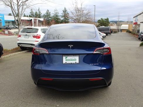 Used 2023 Tesla Model Y Long Range image 4