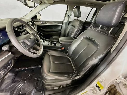 Used 2024 Jeep Grand Cherokee Limited 4xe AWD/4WD image 22