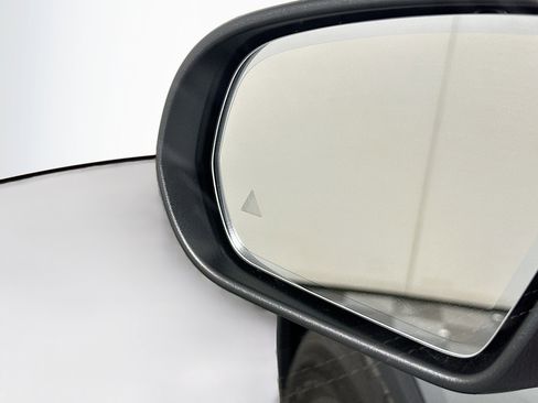 Used 2025 Mercedes-Benz GLA 250 image 16