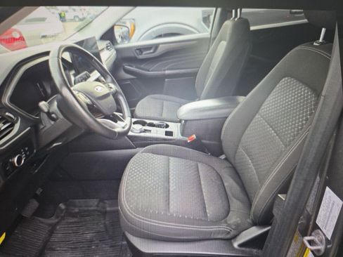 Used 2023 Ford Escape Active w/ Tech Pack #1 image 5