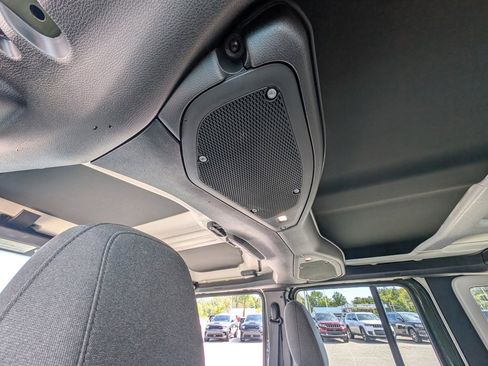 Used 2024 Jeep Wrangler Unlimited Rubicon w/ Capability Package image 20