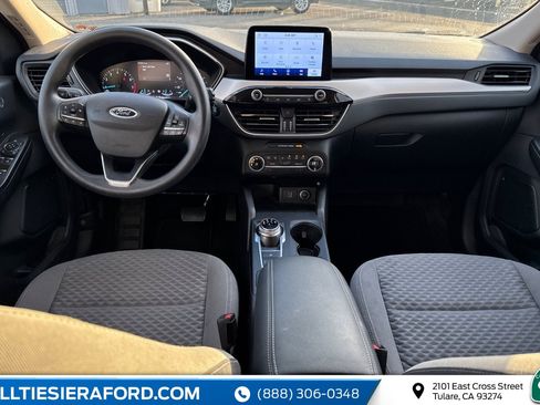 Used 2020 Ford Escape SE image 10