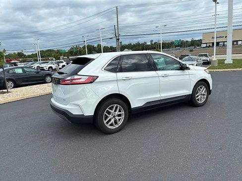 Used 2024 Ford Edge SEL AWD/4WD image 7