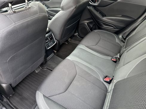 Used 2019 Subaru Forester Premium image 12