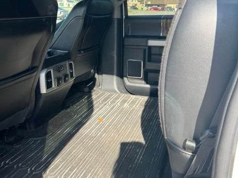 Used 2019 Ford F150 Lariat AWD/4WD image 8