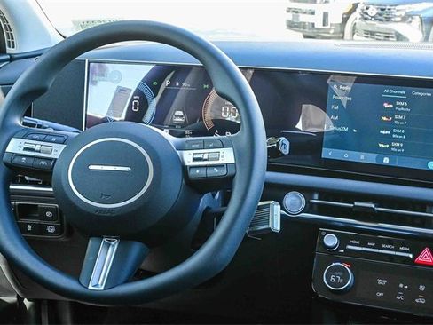 New 2026 Hyundai Tucson Blue SE image 18