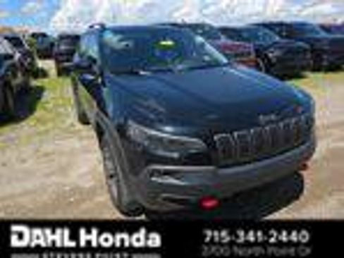 Used 2022 Jeep Cherokee Trailhawk AWD/4WD image 1