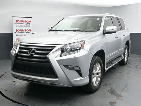 Used 2019 Lexus GX 460 Premium w/ Premium Package AWD/4WD image 4