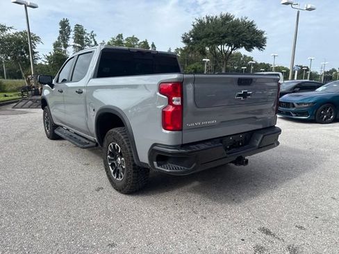 Used 2024 Chevrolet Silverado 1500 ZR2 w/ Technology Package AWD/4WD image 4