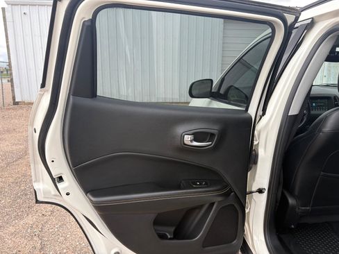 Used 2018 Jeep Compass Latitude w/ Popular Equipment Group image 24