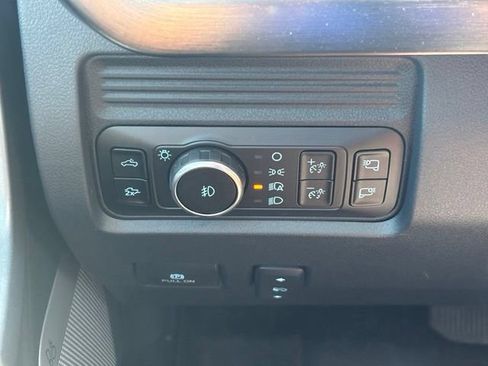 New 2026 Ford F250 Lariat w/ Black Appearance Package AWD/4WD image 32