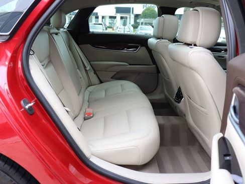 Used 2014 Cadillac XTS Premium image 39