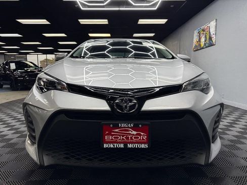 Used 2019 Toyota Corolla SE w/ Carpet Mat Package (TMS) FWD image 3