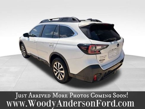 Used 2021 Subaru Outback AWD/4WD image 5