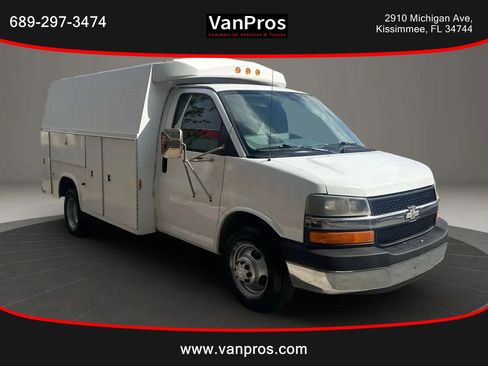 Used 2004 Chevrolet Express 3500 image 6