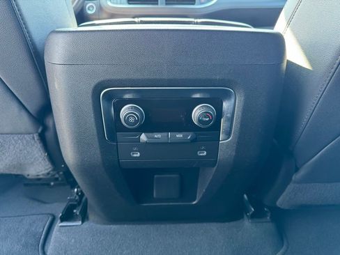 Used 2024 Chevrolet Tahoe LT image 30