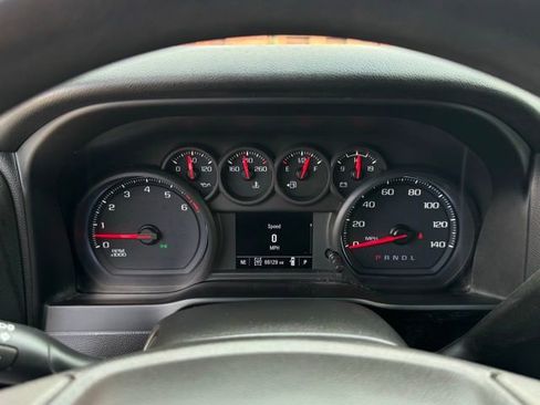 Used 2020 Chevrolet Silverado 1500 Custom Trail Boss w/ Custom Convenience Package AWD/4WD image 19
