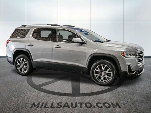 Certified 2023 GMC Acadia SLE w/ Driver Convenience Package image 10