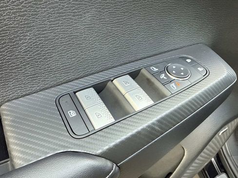 New 2026 Mitsubishi Outlander SE FWD image 19