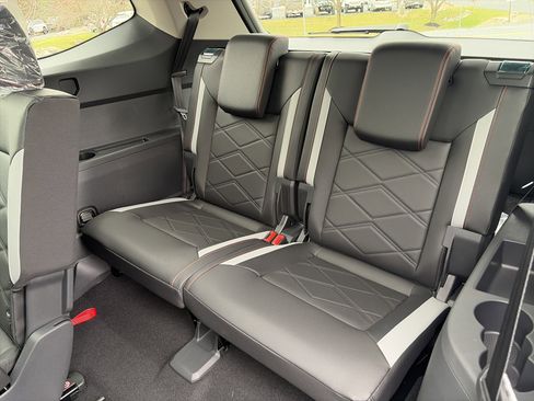 New 2026 Volkswagen Atlas Peak Edition AWD/4WD image 21