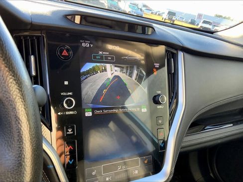 Used 2024 Subaru Outback Limited image 28