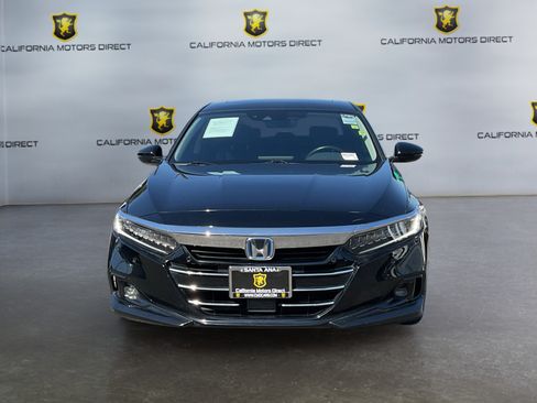 Used 2021 Honda Accord Touring image 2