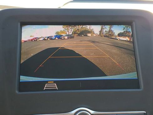 Used 2020 Chevrolet Equinox LT image 24