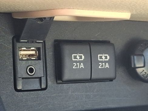 Used 2017 Toyota Highlander Limited Platinum AWD/4WD image 24