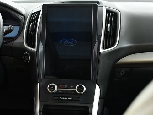 Used 2023 Ford Edge SEL w/ Convenience Package AWD/4WD image 9