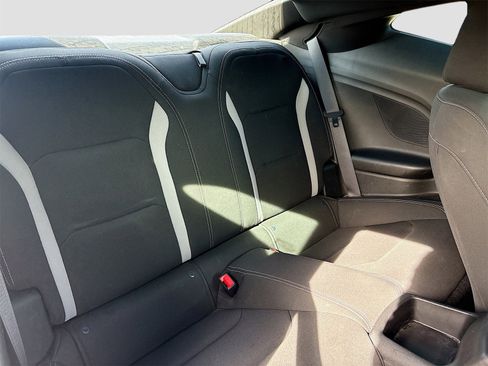 Used 2019 Chevrolet Camaro LT image 22