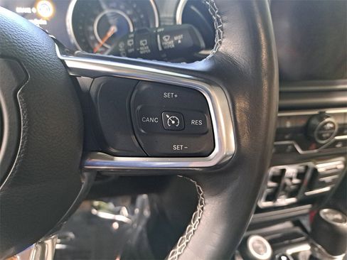 Used 2021 Jeep Wrangler Unlimited Sahara w/ Uconnect 4C Nav & Sound Group image 17