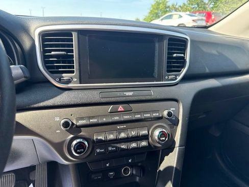 Used 2020 Kia Sportage LX w/ LX Popular Package AWD/4WD image 31