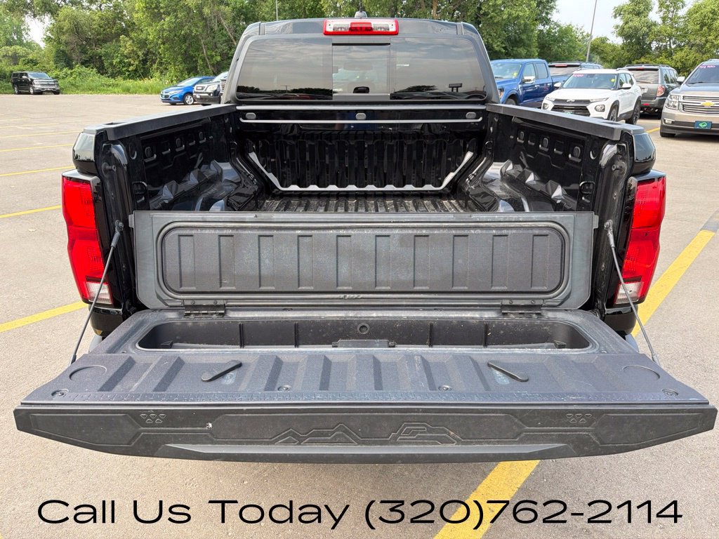Used 2026 Chevrolet Colorado Z71 AWD/4WD image 33