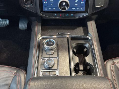 Used 2022 Ford Expedition Max Limited AWD/4WD image 18