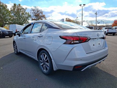 New 2025 Nissan Versa SV w/ Trunk Package image 3