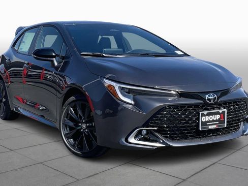 Used 2026 Toyota Corolla XSE FWD image 2