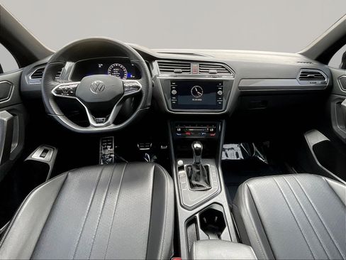Used 2022 Volkswagen Tiguan SE R-Line FWD image 7