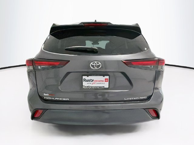 Used 2024 Toyota Highlander Limited AWD/4WD image 5