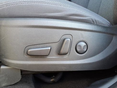 Used 2023 Hyundai Santa Fe SEL image 5