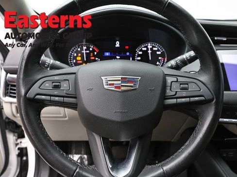 Used 2019 Cadillac XT4 Luxury AWD/4WD image 10