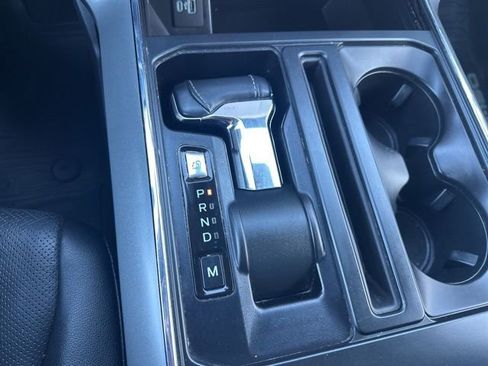 Used 2022 Ford F150 Lariat AWD/4WD image 41