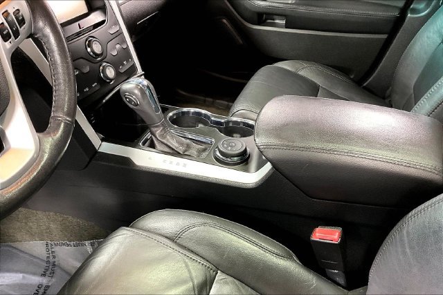 Used 2014 Ford Explorer XLT w/ Equipment Group 202A AWD/4WD image 19