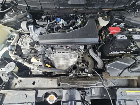 Used 2017 Nissan Rogue S FWD image 25
