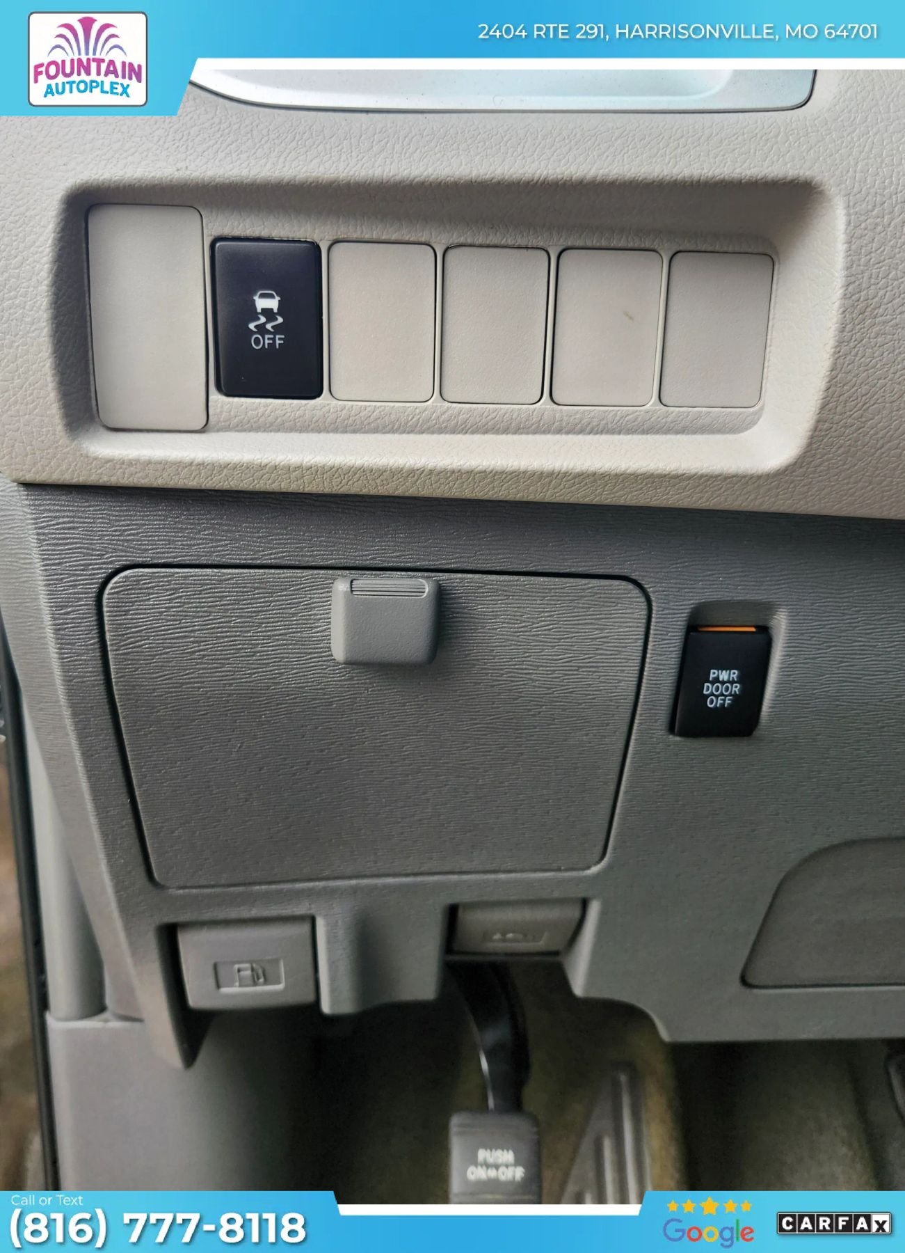 Used 2016 Toyota Sienna LE w/ Four Season Floor Mat Package FWD image 34