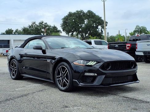 Used 2019 Ford Mustang GT Premium w/ Equipment Group 401A RWD image 33