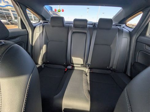 Certified 2025 Honda Civic Sport image 12