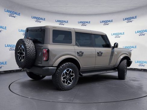 New 2026 Ford Bronco Outer Banks AWD/4WD image 4